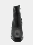 Heeled ankle boots - Black
