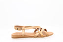 Sandales basses en cuir beige LEA RIVIERA avec lanières lacées et bride à la cheville.